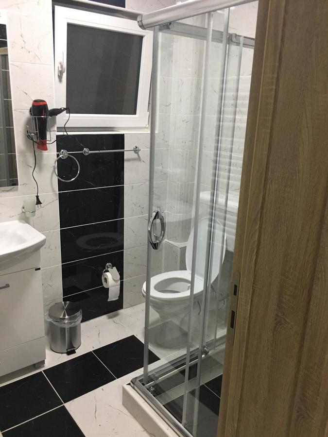 Bed And Breakfast Divanhana Novi Pazar Buitenkant foto