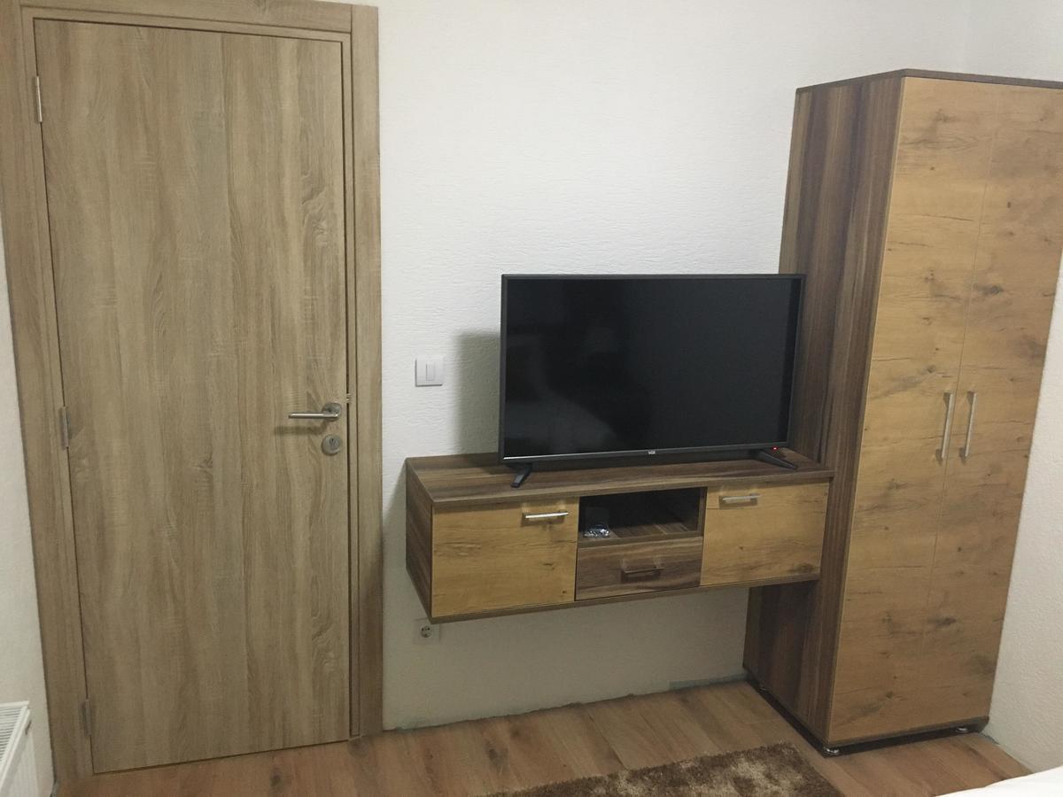 Bed And Breakfast Divanhana Novi Pazar Buitenkant foto