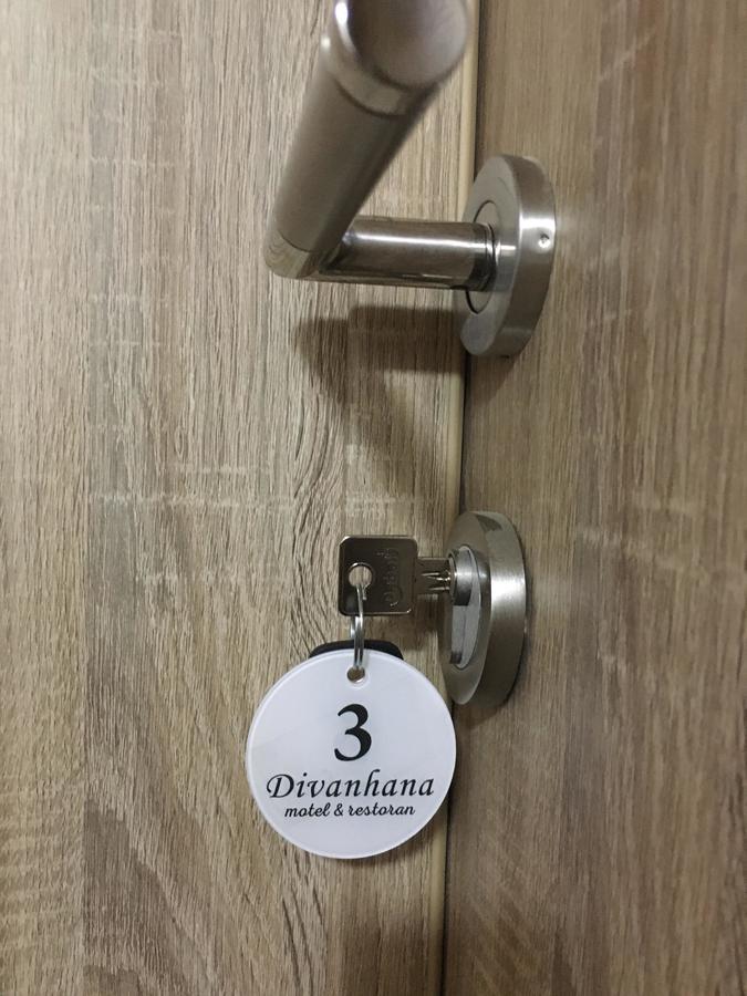 Bed And Breakfast Divanhana Novi Pazar Buitenkant foto