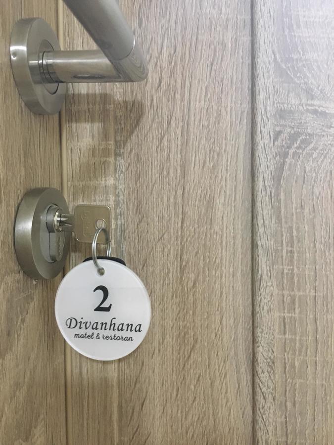 Bed And Breakfast Divanhana Novi Pazar Buitenkant foto