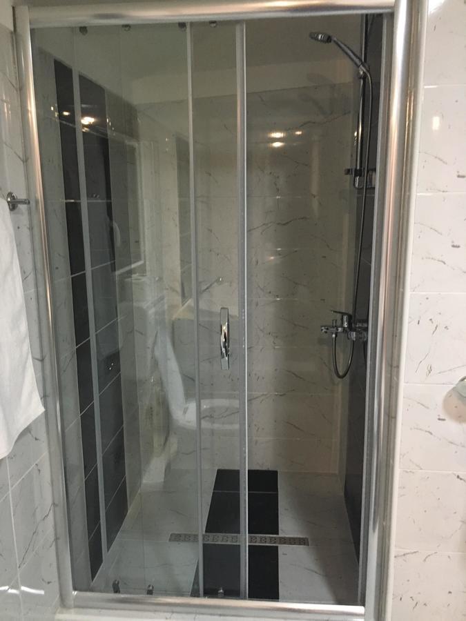 Bed And Breakfast Divanhana Novi Pazar Buitenkant foto
